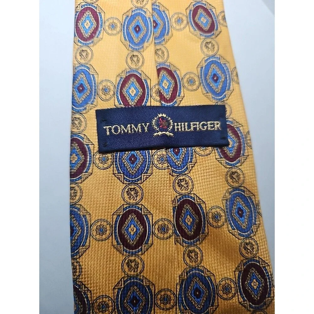 Tommy Hilfiger Yellow Red Blue Patterned Italian Silk Tie